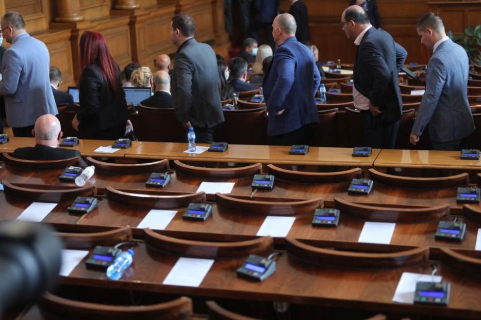 991-ratio-parlament-deputati-ima-takyv-narod