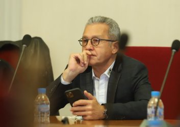 5f3346d244c0353e359f10ff1a598947