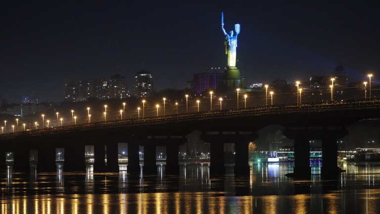 Motherland monument illuminated in Ukrainian national colors