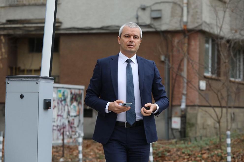 991-ratio-kostadin-kostadinov-partiia-vyzrazhdane