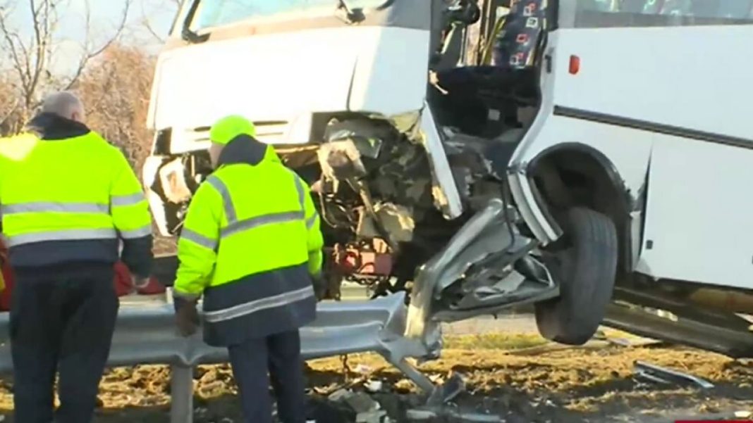 pian-shofyor-kachi-avtobus-na-mantinelata-krai-plovdiv-1