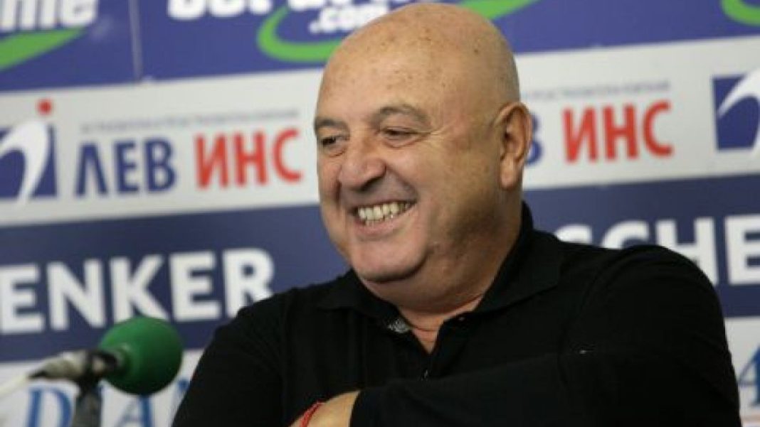 venci-stefanov-kam-berbatov-i-gradev-da-ne-slagat-tigana-na-kotlona-che-ribata-e-oshte-v-moreto-1