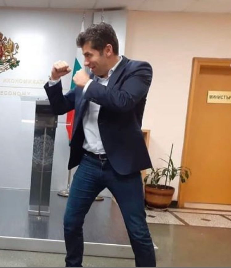 abed73d6-5a5e-4a99-bfe2-6f7ab0d1c1ef