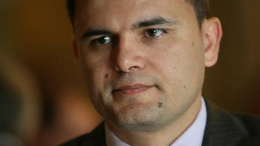 lachezar-bogdanov-targuvat-sas-strah-1