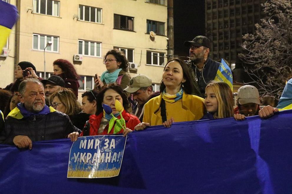 991-ratio-mirno-shestvie-v-sofiia-v-podkrepa-na-ukrajna