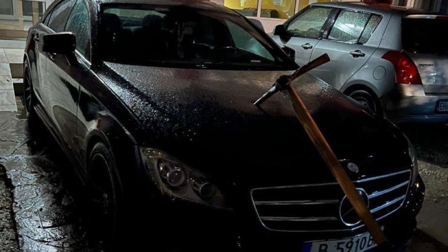 e446df2b531a72547de3ac9d51424726