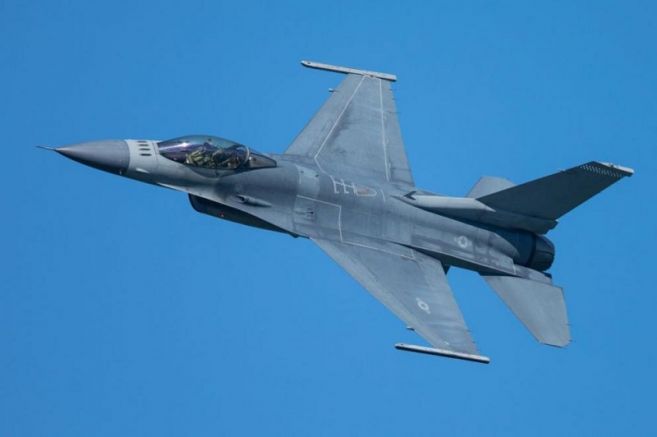 f-16