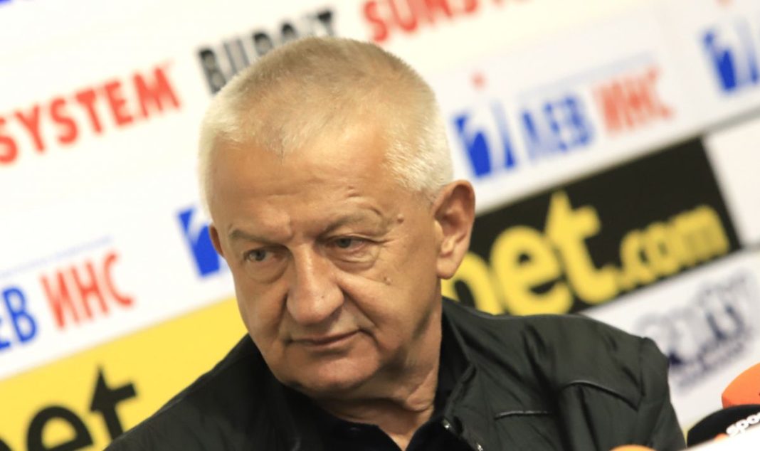 krusharski-si-tragna-ot-lokomotiv-bez-da-plati-zaplatite-na-igrachite-1