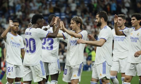 hettrik-na-vinisius-podpisa-biletite-na-levante-za-segunda-divizion-1