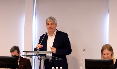 plamen-dimitrov-ne-vijdam-kak-namalenoto-dds-shte-smakne-cenata-na-hlaba--1