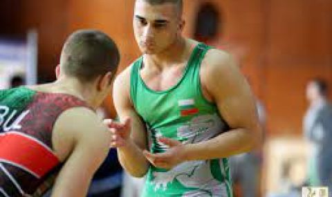 dimitar-rachev-specheli-bronz-na-evropeiskoto-po-borba-za-kadeti--1