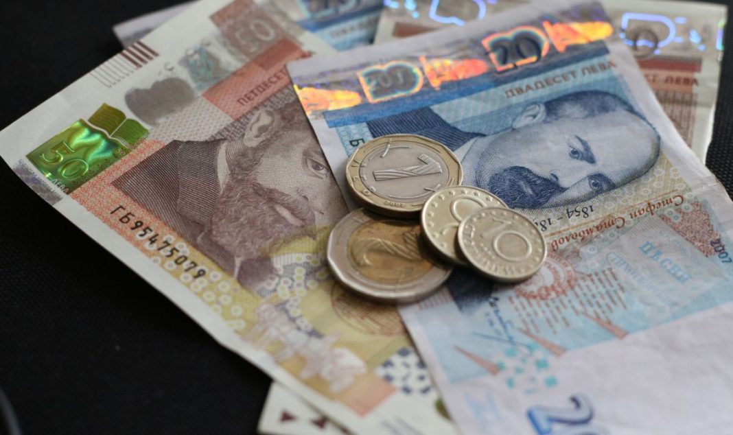 izticha-srokat-v-koito-firmite-trabva-da-deklarirat-plashtaneto-na-danaci-1