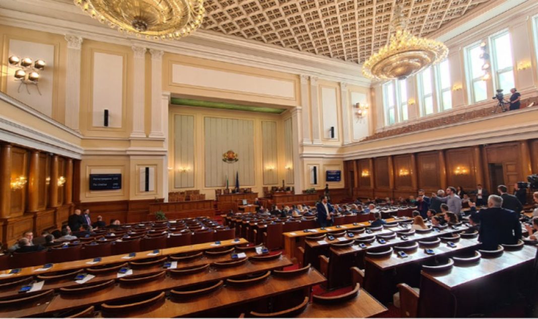 prodaljava-gledaneto-na-aktualizaciata-na-budjeta-v-ns-1