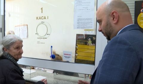 shefat-na-balgarski-poshti-obasnava-kak-shte-se-izplashtat-unskite-pensii-1