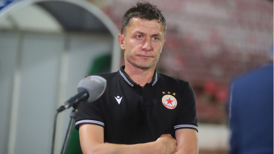 75f68de4f6f1ee4f63e90ff2d849903c-1