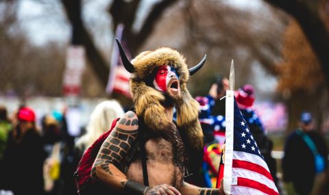 tramp-e-otkazal-da-osadi-svoite-poddrajnici-za-shturma-na-kapitolia-1