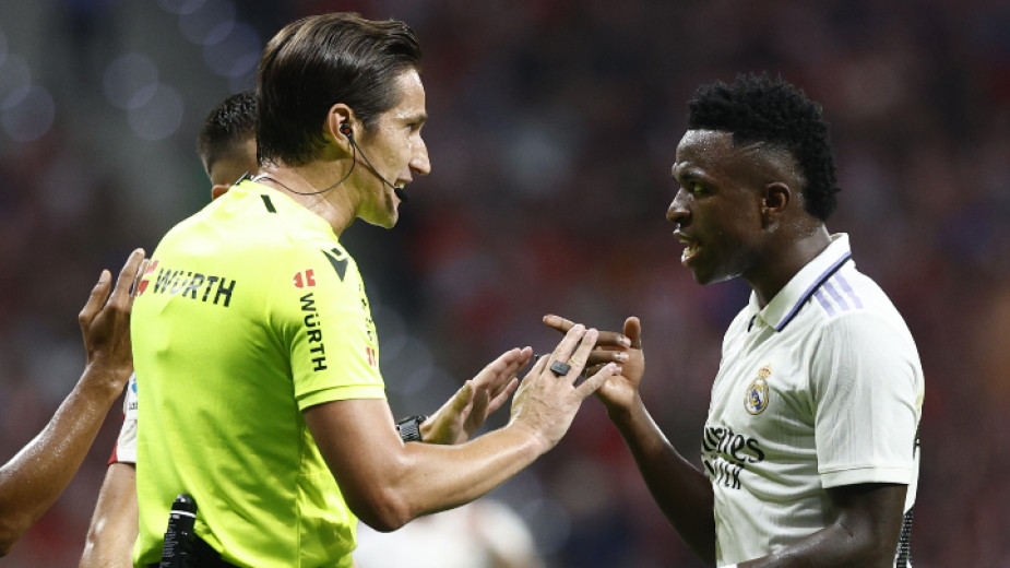 6a5d4e59d2d7377e815e89c34d86c2b9