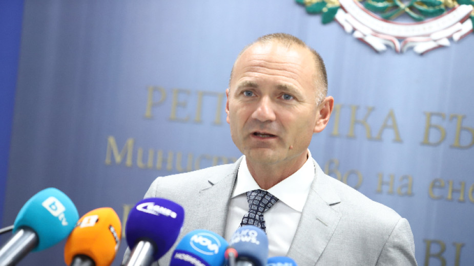 9f186b59670afaf686a49be4decdb7e2