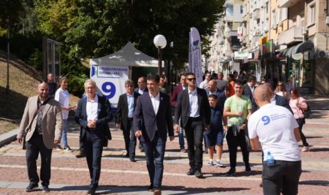 kiril-petkov-borisov-go-e-strah-1