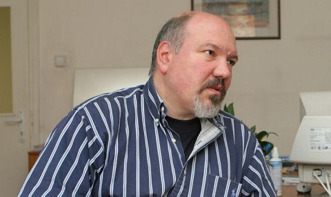 prof-marinov-ne-varvam-radev-da-si-igrae-na-lego-s-partiite-1