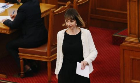denica-simeonova-varvam-che-trabva-da-ima-kabinet-no-ne-na-vsaka-cena-1