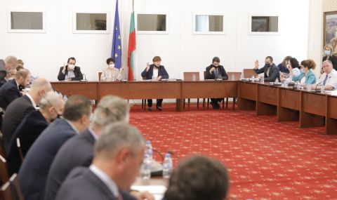 mehanizmat-za-razsledvane-na-glavnia-prokuror-vliza-za-vtoro-chetene-v-pravnata-komisia-1