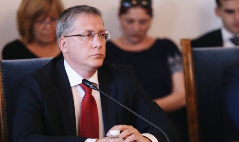 mlen-mateev-obedinenieto-na-db-i-pp-shte-bade-pechelivsha-formula-za-izborite-1