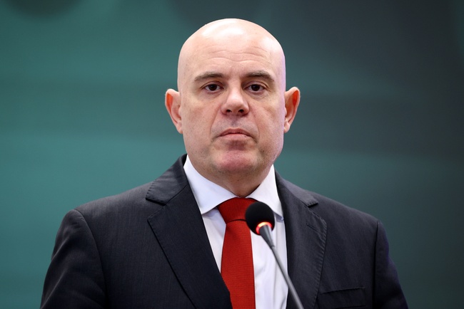 20230218170652_MIN_5208-01