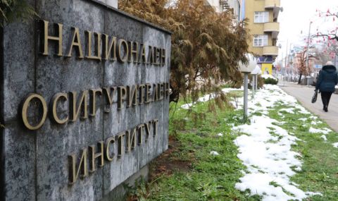 zapochva-izplashtaneto-na-aprilskite-pensii-1