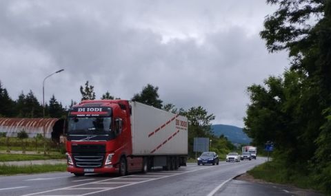 samo-avtomobili-do-12-tona-prez-petrohan-1