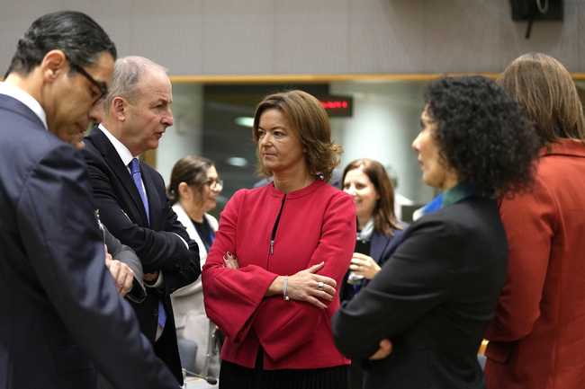 3544cf4bc1134800ab069f5e53476954--0--58d0267689a74422aeb721cf6bf8b50f