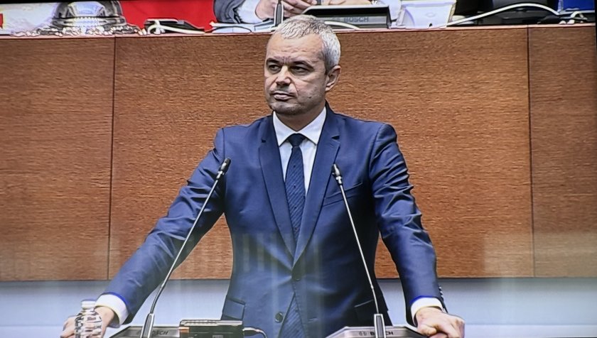 5a1d9642379bda98ccfeca6adeae7054