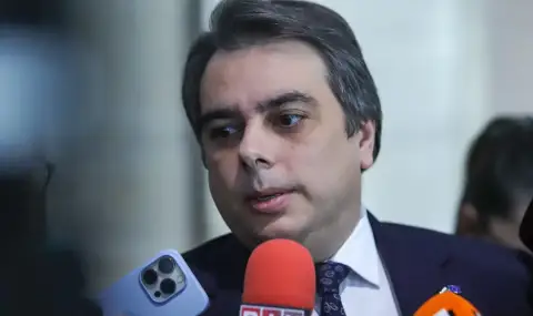 asen-vasilev-silno-podkrepam-reforma-v-slujbite-1