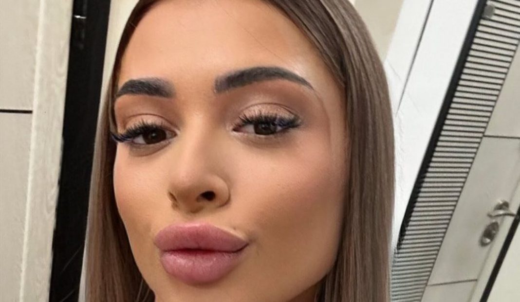 399784983_2094310740915178_7155824594820927360_n7777777_3242891969526473254_big