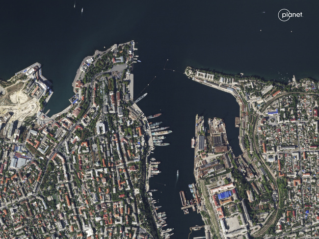 58f9240b05004fcda98c619cfb187568--0--55654109b7d84d3981cd2ffaef81d382