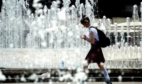 opasno-goreshto-vreme-i-dnes-jegata-prodaljava-v-calata-strana-ima-opasnost-ot-pojari-1