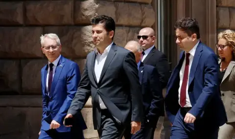 pp-db-prashta-na-parlamentarno-predstavenite-grupi-predlojeniata-si-za-zakonodatelni-promeni-1