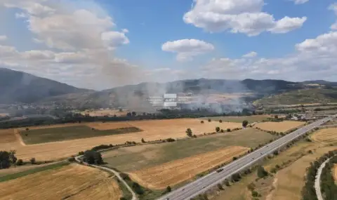 borbata-s-ogana-v-stranata-prodaljava-1