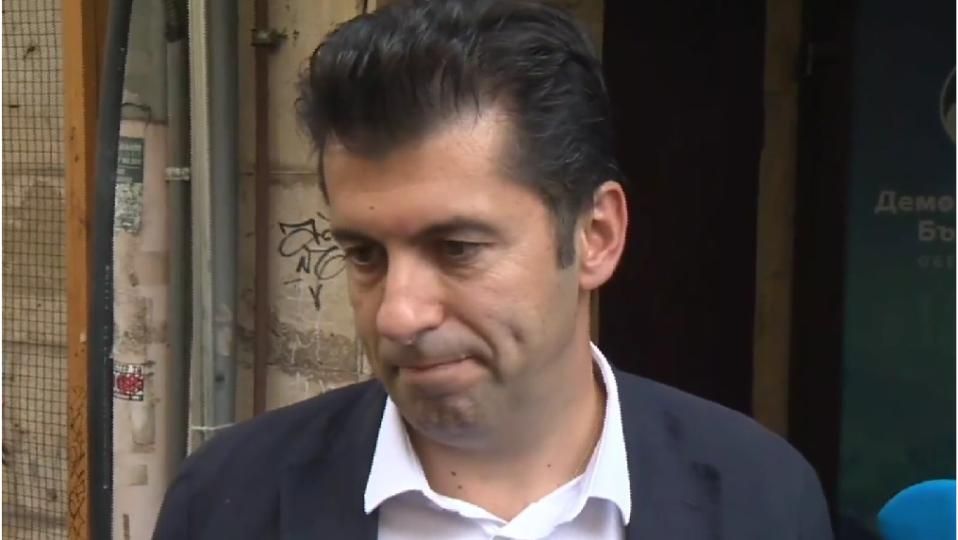 Кирил_Петков__5666061176347927656_364876208717515673_big