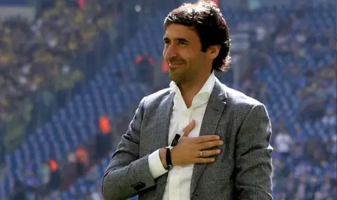 shalke-04-s-nov-opit-da-privleche-raul-1