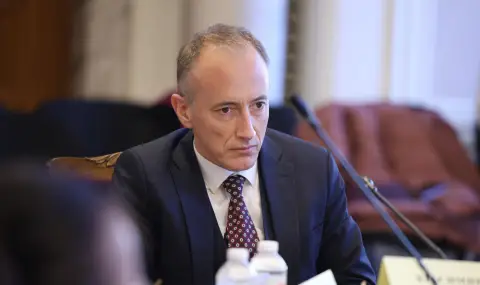 za-baba-marta-krasimir-valchev-obeshta-uvelichenie-s-15-na-uchitelskite-zaplati-1