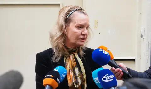 kostadinova-sled-pismoto-na-mok-to-beshe-posledniat-kurshum-zareden-otdavna-v-edna-pushka-1