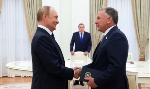 moskva-za-sreshtata-putin-uitkof-polezna-i-konstruktivna-ima-napredak-1