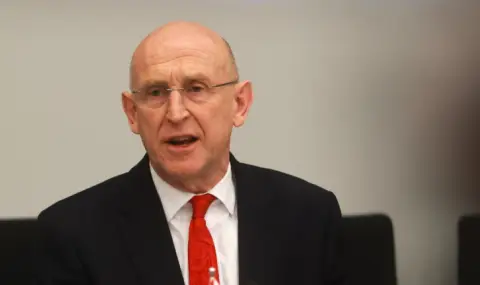 london-ocenava-gotovnostta-na-voiskite-si-za-razpolagane-v-ukraina-1