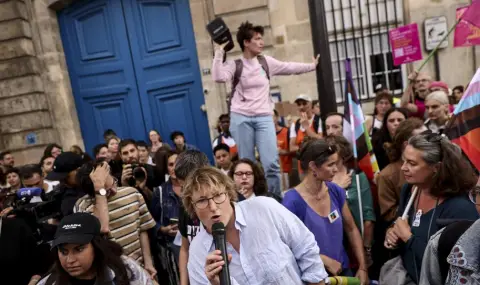 protestirashti-iskat-ostavkata-na-makron-i-frenskia-premier-1