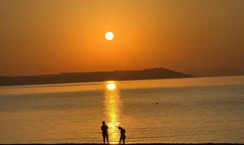 vremeto-dnes-prognoza-za-chetvartak-4-septemvri-shte-preobladava-slanchevo-vreme-s-razkasana-visoka-oblachnost-1