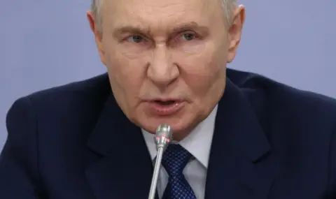 putin-dania-vinagi-se-e-otnasala-kam-grenlandia-kato-kam-kolonia-dosta-strogo-ako-ne-i-jestoko-1