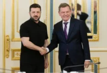 Die Welt: Зеленски направи дипломатически гаф с орден от по-низша степен за германския външен министър