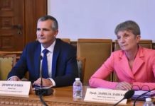 Компрометираният бивш министър на спорта Димитър Илиев се гласи отново да оглави ведомството