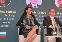 Министър Бонева в Брюксел: Тук съм, за да спасим европейските средства в период на удължителен бюджет